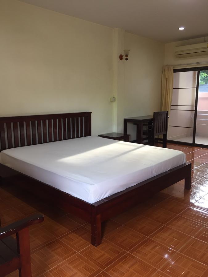 Poon Suk Hotel Kabin Buri Exterior foto