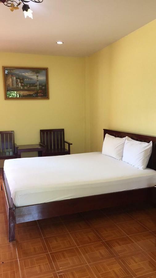 Poon Suk Hotel Kabin Buri Exterior foto