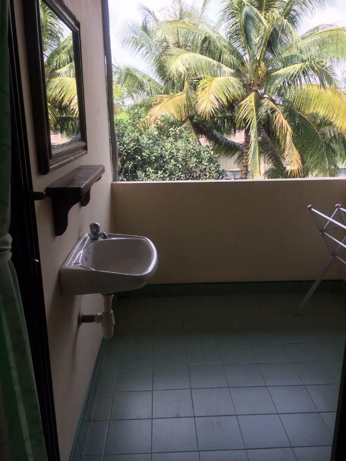 Poon Suk Hotel Kabin Buri Exterior foto